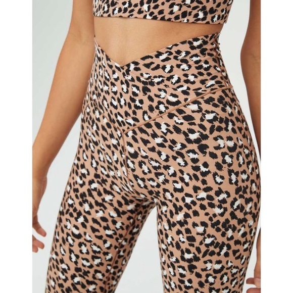 Aerie Offline Crossover Cheetah Print 
